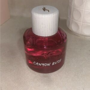 Hollister Canyon Rush Body Oil - Vibrant Pink